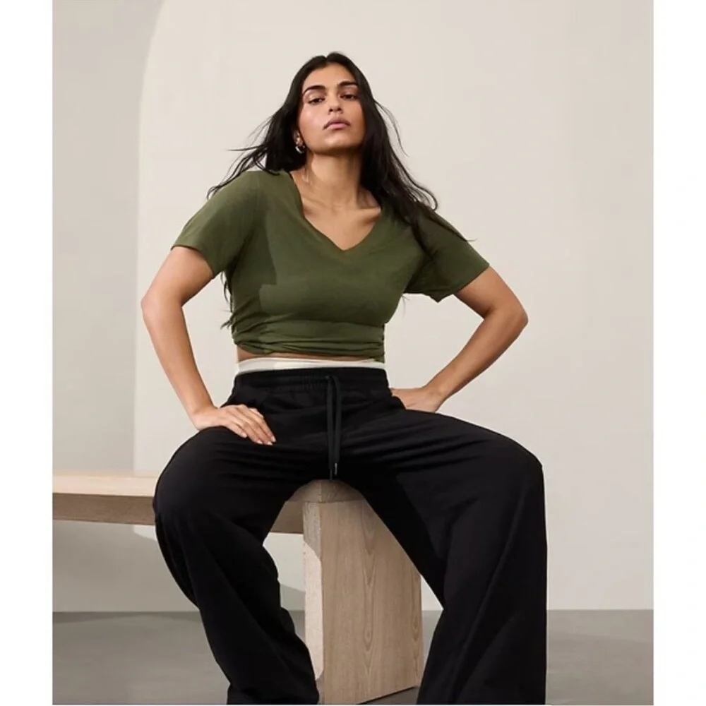 Athleta Olive Green Short Sleeve Tee - Picture 9 of 12